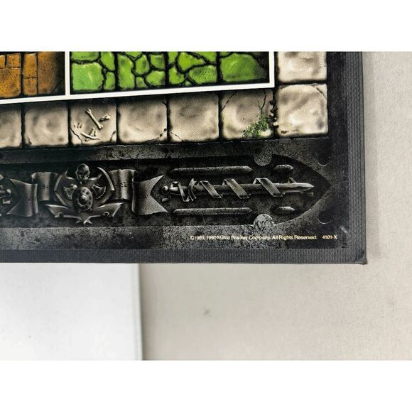 HeroQuest Role Playing Game Board Only D20 Usable Dungeon Piece Vintage - Picture 2 of 5